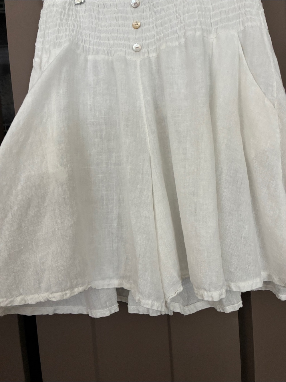Kaktus White Smocked Texture Shorts Size L